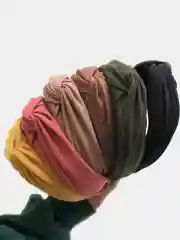 Ободок однотонный для волос с узелком
