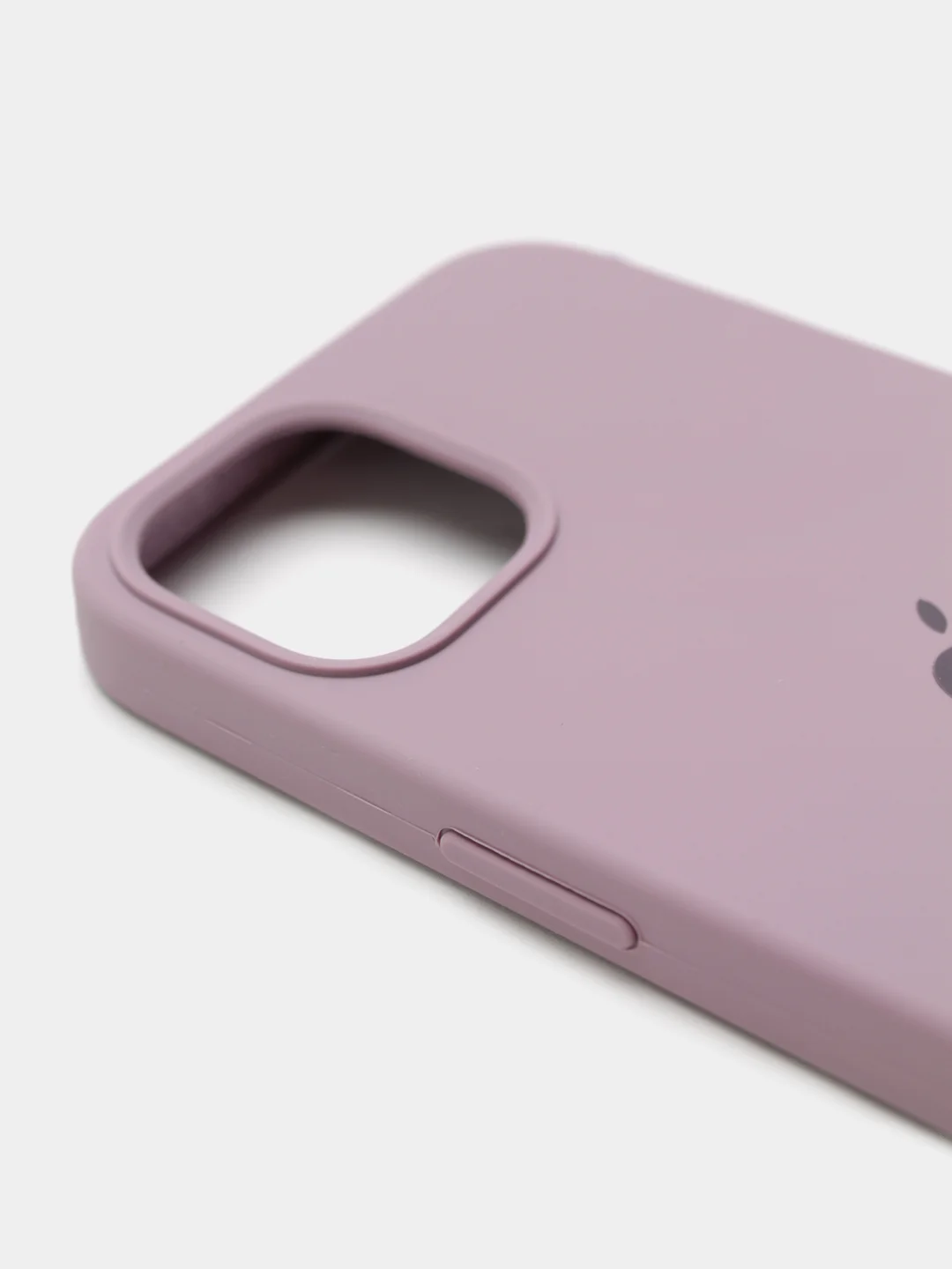 Сиреневый чехол Silicone Case для iPhone 13 с закрытым низом