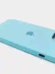 Голубой чехол Silicone Case для iPhone 13 с закрытым низом
