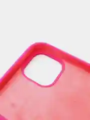Фуксия чехол Silicone Case для iPhone 13 с закрытым низом