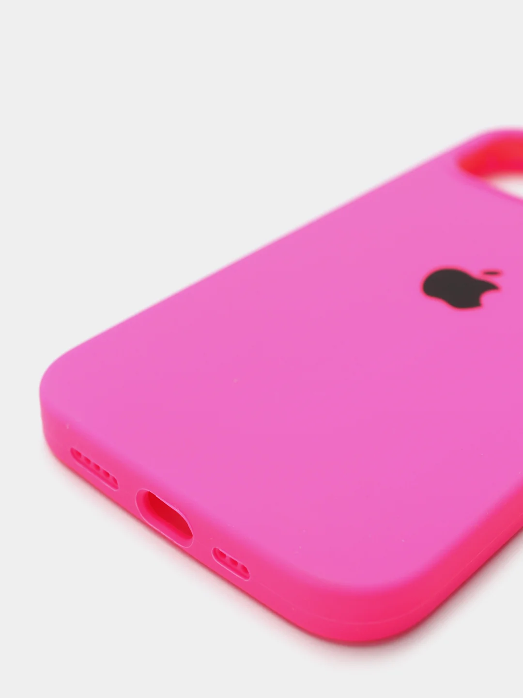 Фуксия чехол Silicone Case для iPhone 13 с закрытым низом