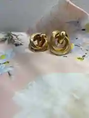 Серьги женственные