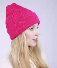 Шапка женская, тонкая