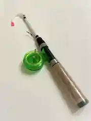 Зимний набор для рыбалки, оснащенный