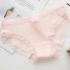 Розовый трусы женские