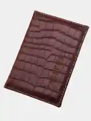 Бордовый обложка на паспорт
