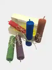 Зеленый свеча из вощины