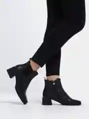 Ботинки женские, Madella
