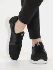 Черный кроссовки унисекс