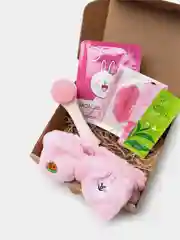 Подарочный набор косметики для женщин новый год