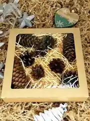 Манго подарочная коробка, бумажный наполнитель