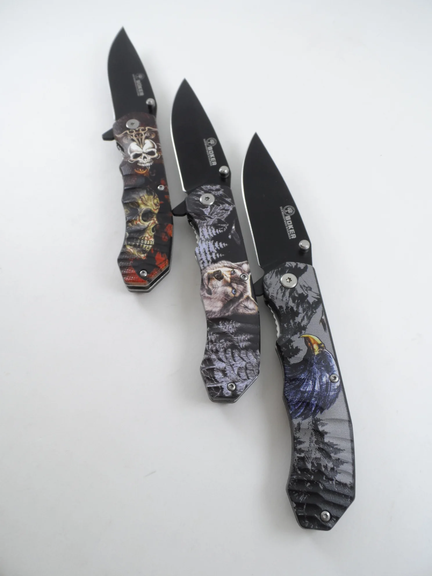 Красный нож туристический раскладной BOKER череп волк орел