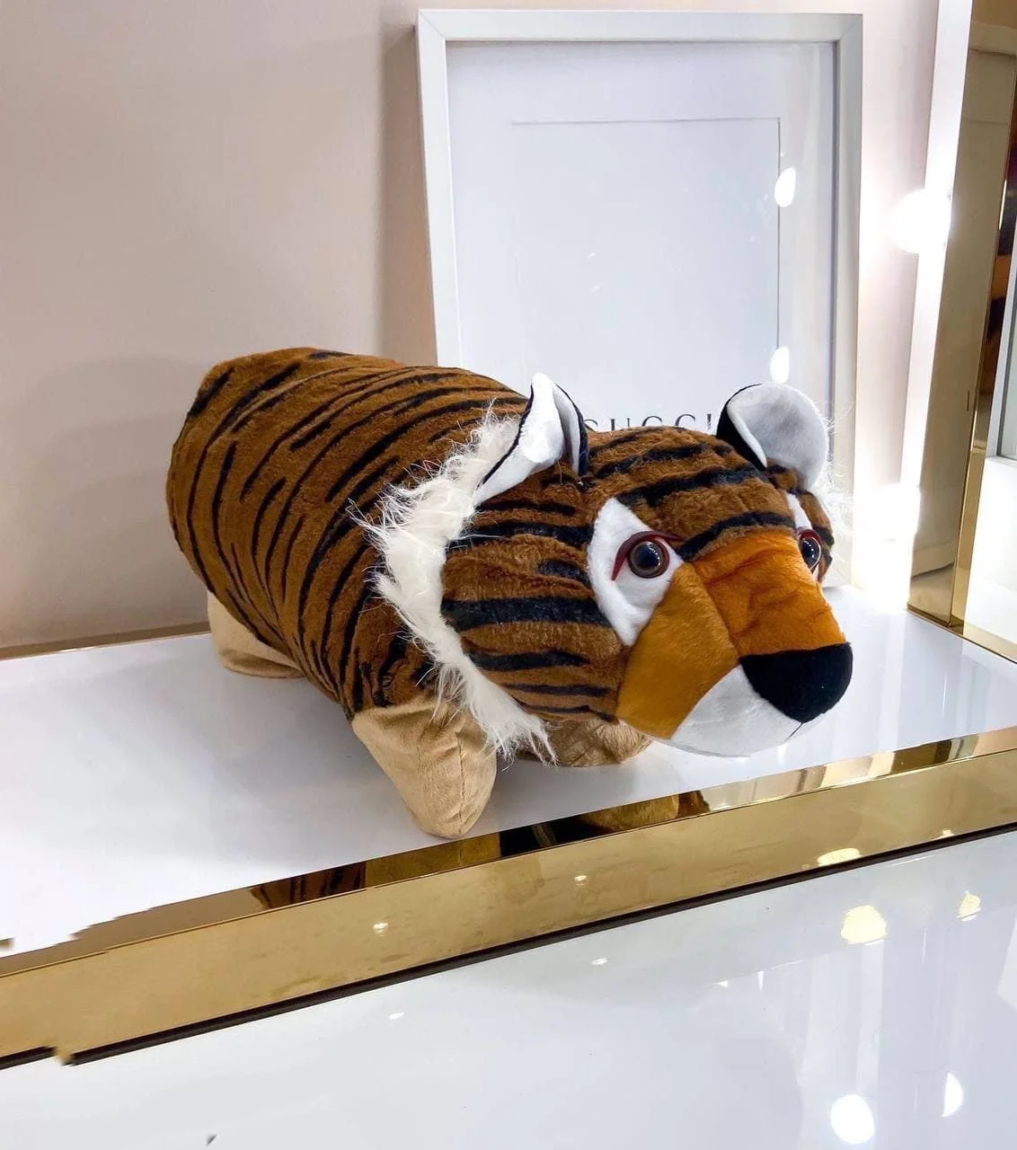 Коричневый мягкая игрушка подушка 2 в 1 "Тигр"