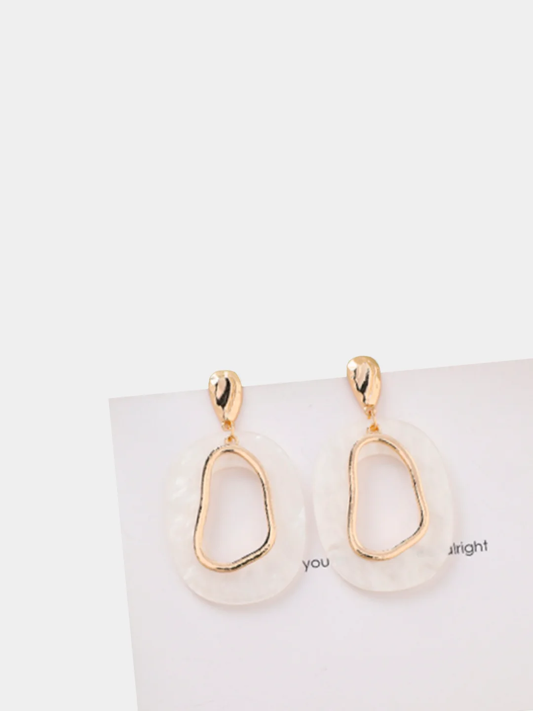 Бронзовый серьги "Total white"