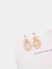 Конфетный серьги "Total white"