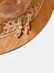 Светло-бежевый серьги "Кофе с корицей"