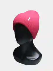 Фуксия шапка женская