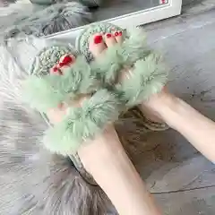 Домашние тапочки с мехом