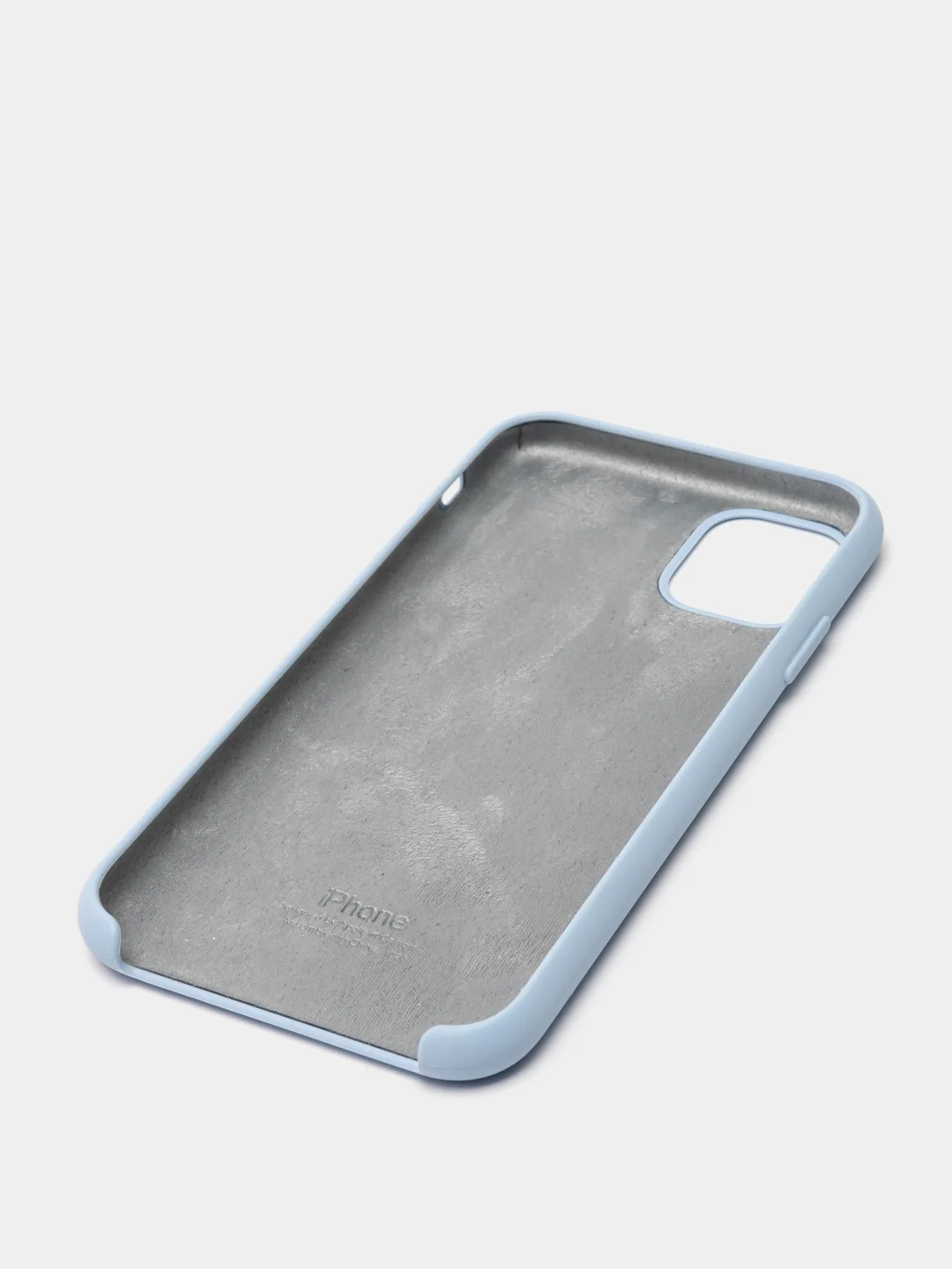 Небесно-голубой силиконовый защитный чехол на iPhone 11