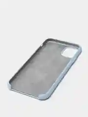 Небесно-голубой силиконовый защитный чехол на iPhone 11