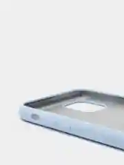 Небесно-голубой силиконовый защитный чехол на iPhone 11