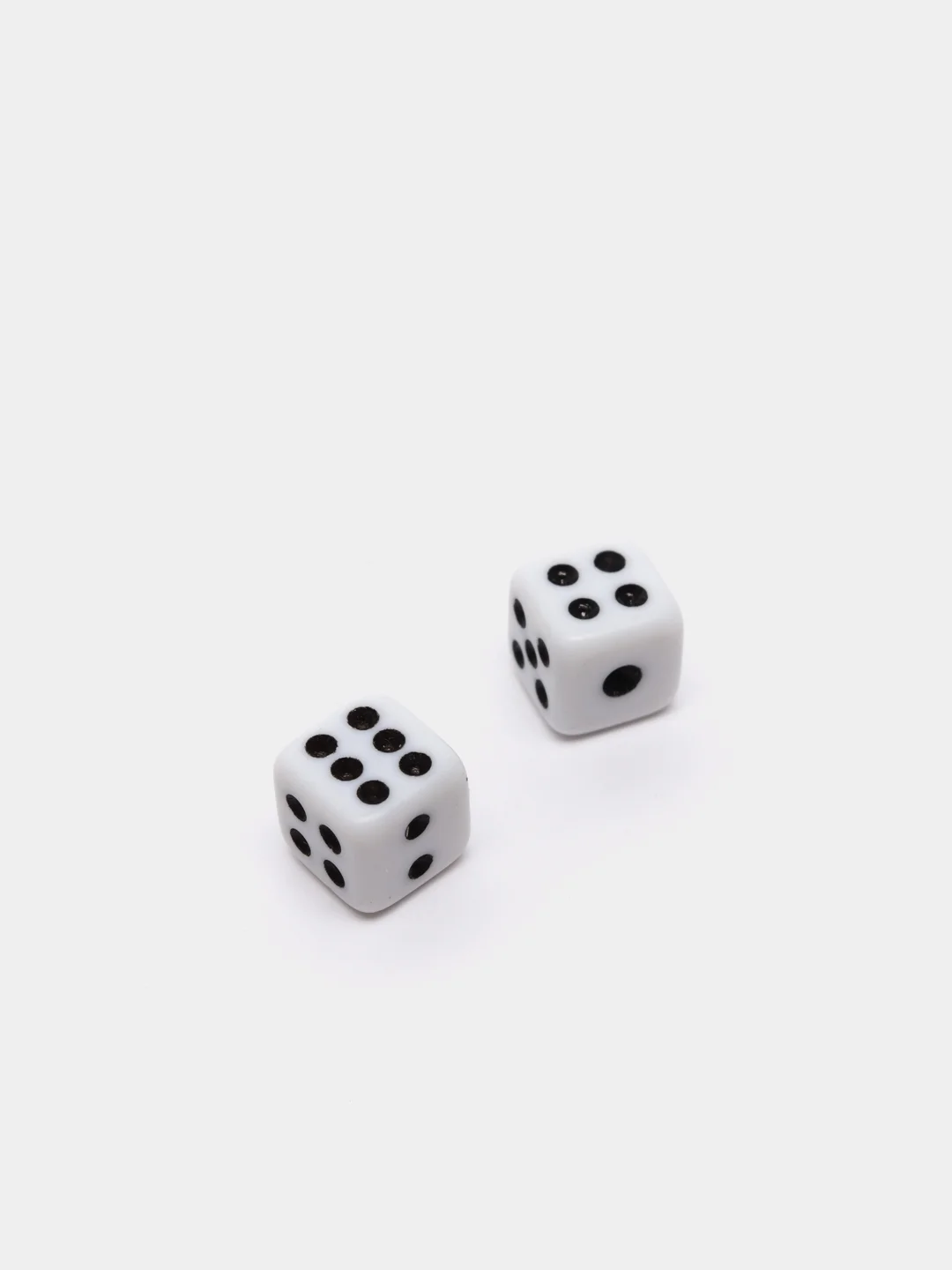 Набор для настольных игр, 6 фишек, 2 кубика
