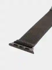 Черный ремешок стальной на Apple Watch, миланский