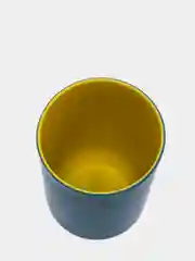 Синий стакан для зубных щеток