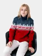 Красный свитер с оленями новогодний. Унисекс. WORLD WOOLLY