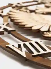 Оригинальные настенные часы с орлом