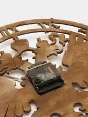 Оригинальные настенные часы с орлом