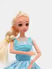 Кукла в наборе с аксессуарами