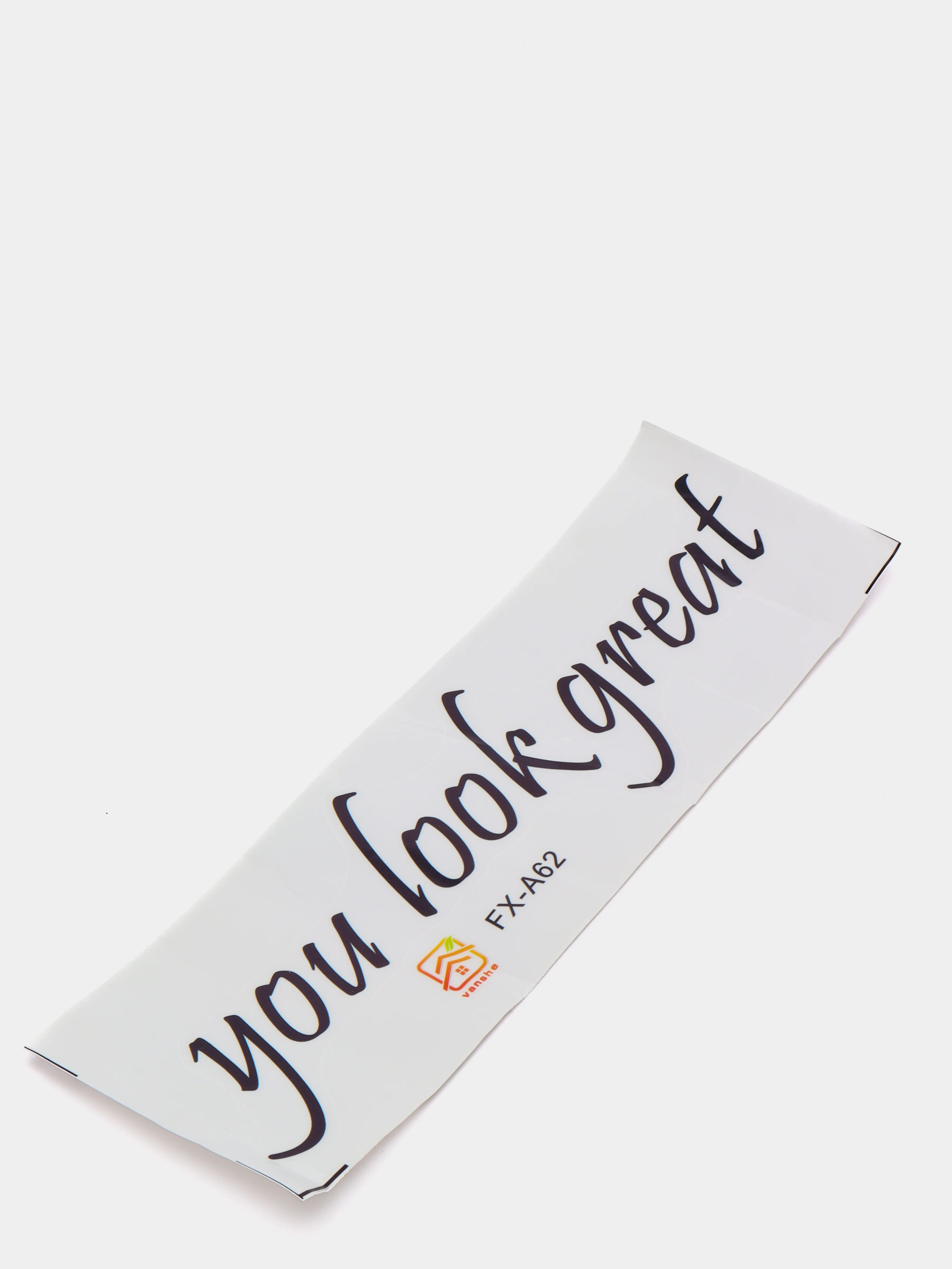Наклейка на стену с текстовым принтом " You look great"