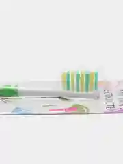Детская зубная щетка мягкая "Смайл" с присосками