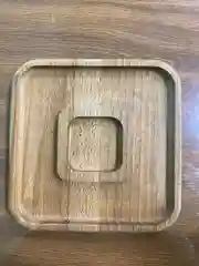 Алый менажница