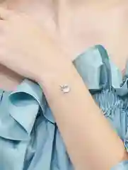 Молочный серьги. Браслет. Цепочка. Набор бижутерии для девочки