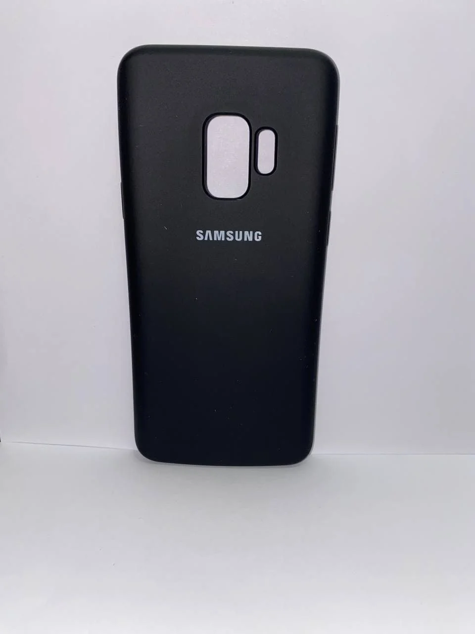 Черный защитный силиконовый чехол Silikone Cover для Samsung S9