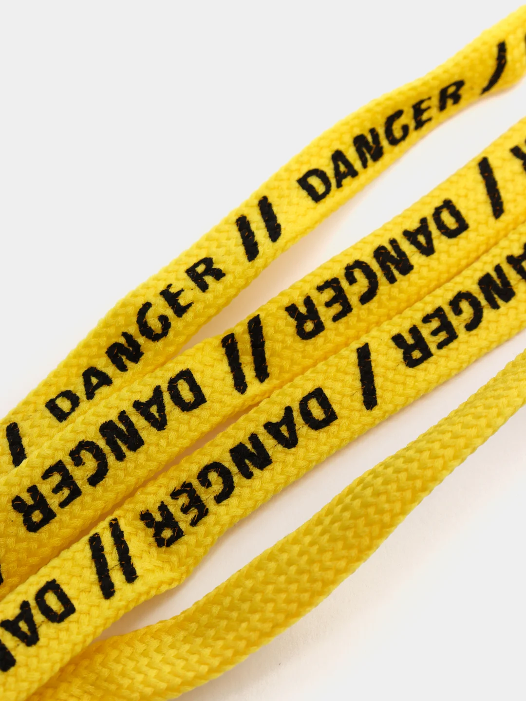 Шнурки Danger, жёлтые, 110 х 1 см