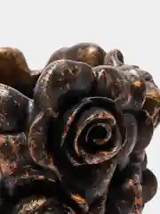 Черный кашпо "Розы"