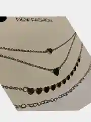 Серебряный чокер из 4 цепочек золотистого цвета
