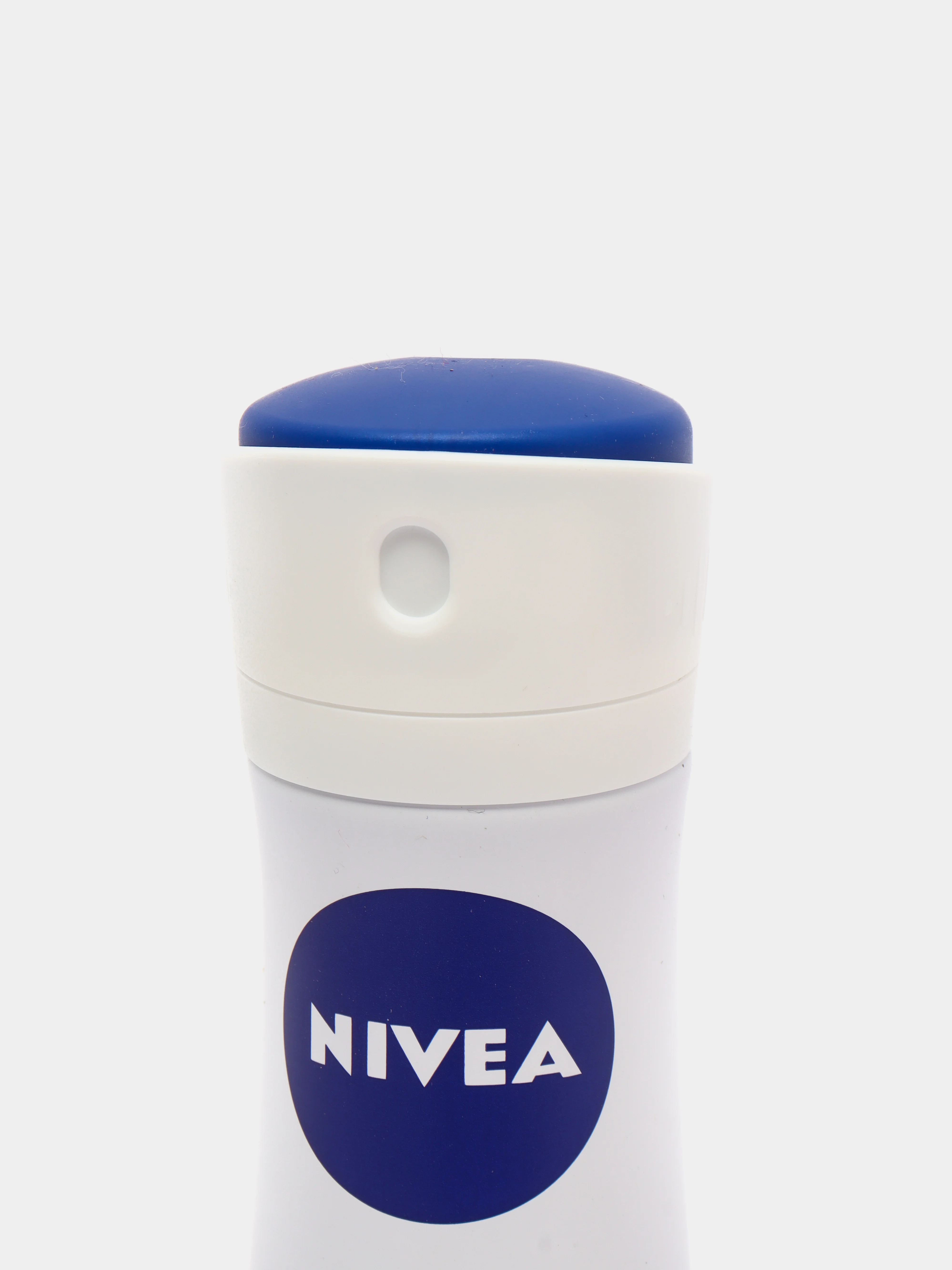 Антиперспирант спрей NIVEA "Невидимый для черного и белого Pure", женский, 150 мл