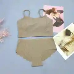 Комплект бесшовного нижнего белья, топ и трусы