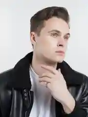 Угольный кольца с крестом