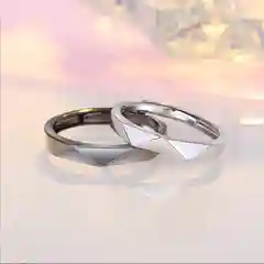 Серебряный кольцо с гранями, регулируемый размер