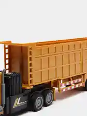 Бронзовый машина на радиоуправлении "Грузовой автомобиль (Фура)", 1:46, со светом