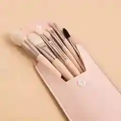 Мятный набор кистей для макияжа