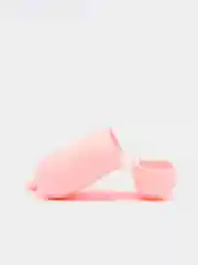 Розовый чехол для наушников Airpods 2