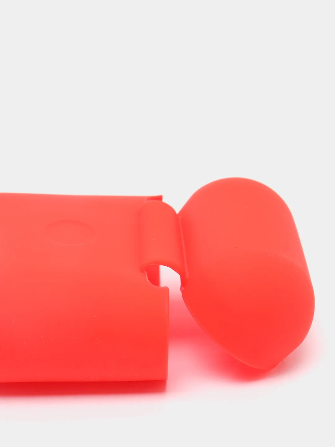 Красный чехол для наушников Airpods 2