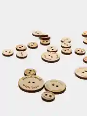 Набор бирок Hand made, пуговки, 30 мм - 6 штук, 25 мм - 6 штук, 15 мм - 25 штук