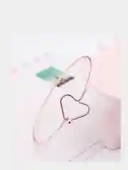 Розовый браслет женский "Love"